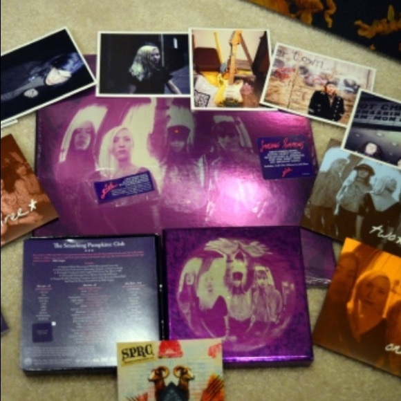 New - The Smashing Pumpkins Gish Deluxe Edition CD Box Set - Picture 2 of 6